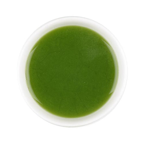 groene matcha thee in kopje